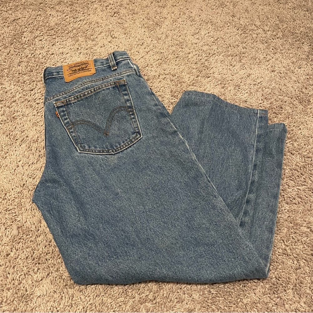 Levi’s high rise jeans sz 32 inseam 25”